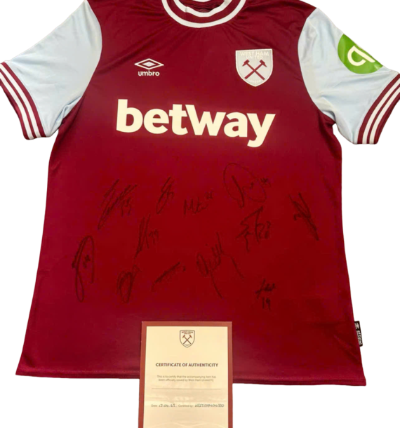 Áo đấu West Ham United mùa giải 2024-25 có chữ ký của toàn đội