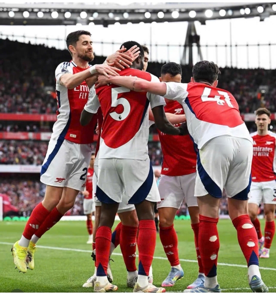 Áo đấu Arsenal mùa giải 2024-25 có chữ ký của toàn đội (Champions League)