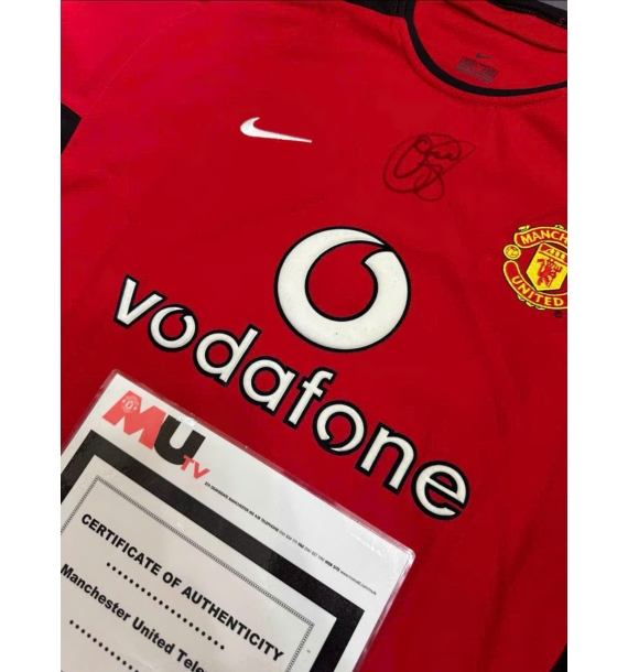 Áo đấu Manchester United mùa giải 2002-2003 có chữ ký của Solskjaer