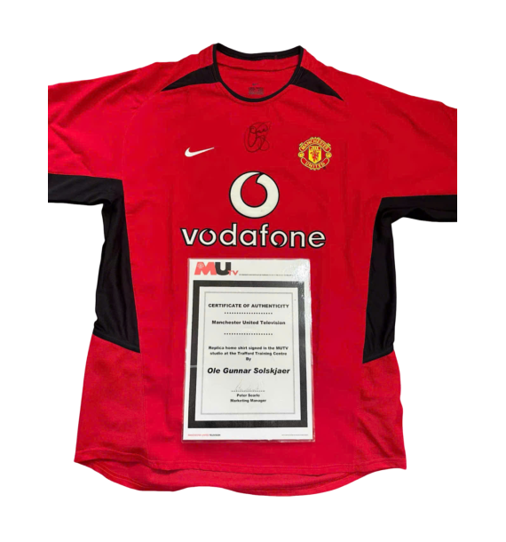 Áo đấu Manchester United mùa giải 2002-2003 có chữ ký của Solskjaer