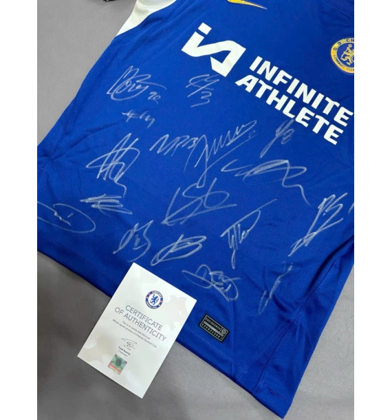 Áo đấu Chelsea mùa giải 2023-2024 có chữ ký của toàn đội