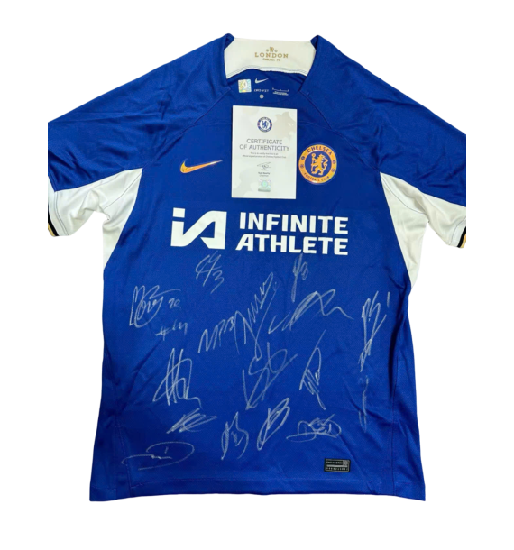 Áo đấu Chelsea mùa giải 2023-2024 có chữ ký của toàn đội