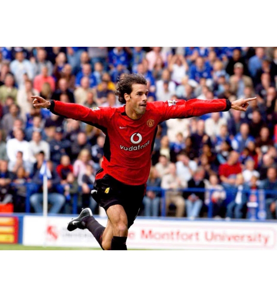 Áo đấu Manchester United mùa giải 2002-2003 có chữ ký của toàn đội - Beckham và Van Nistelrooy