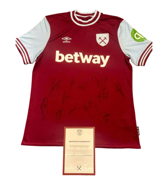 Áo đấu West Ham United mùa giải 2024-25 có chữ ký của toàn đội