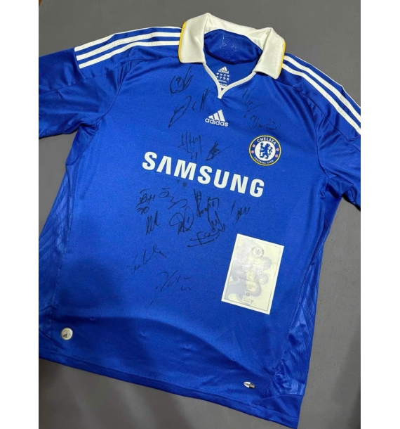 Áo đấu Chelsea năm 2008 có chữ ký của toàn đội