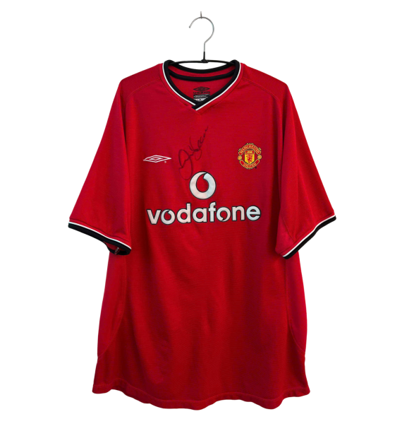 Áo đấu Manchester United 2001/2002 có chữ ký của Sir David Beckham 